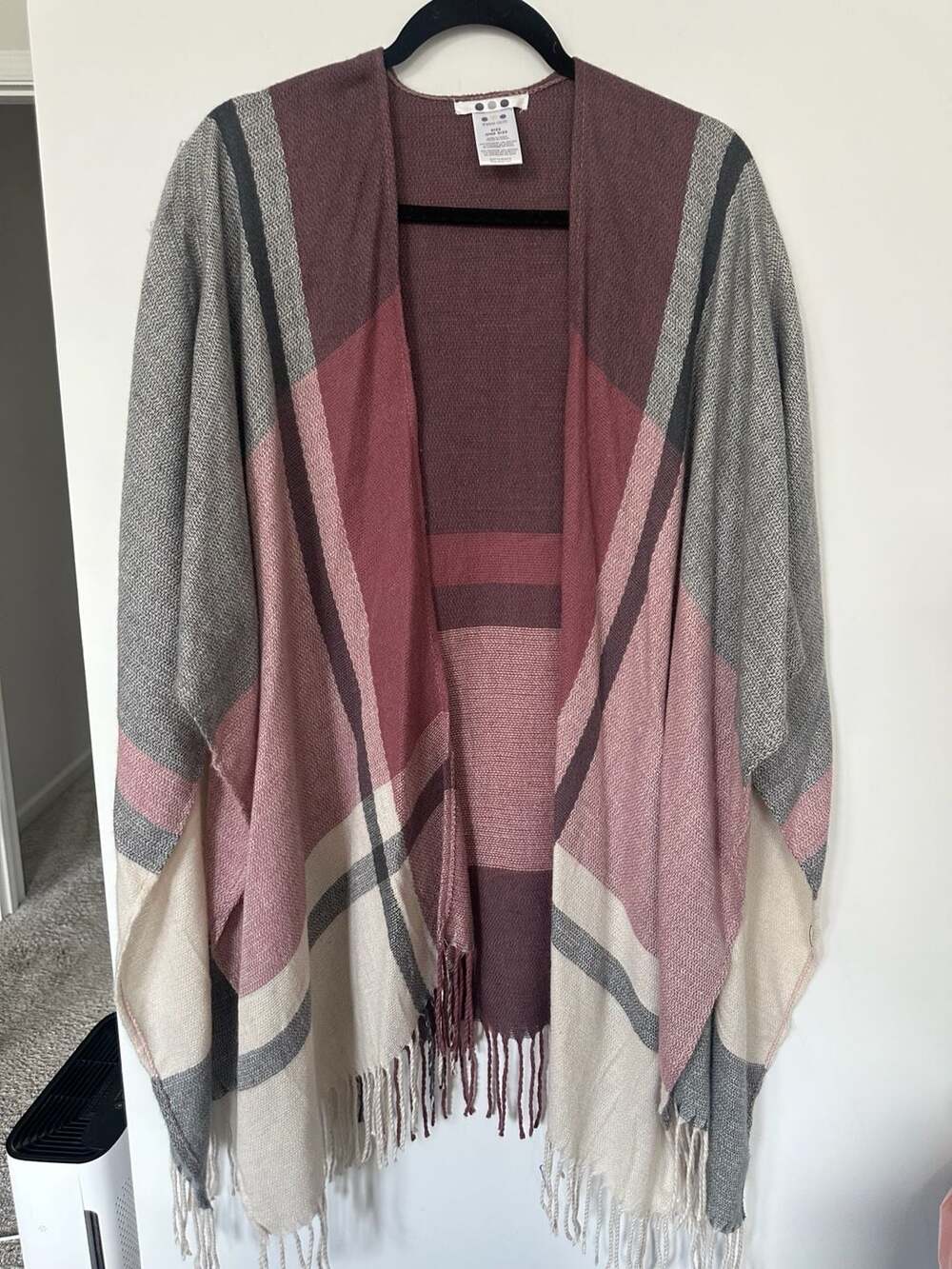 Three Dots Celine Boho Plaid Fringe Armless Knit Poncho Wrap One Size